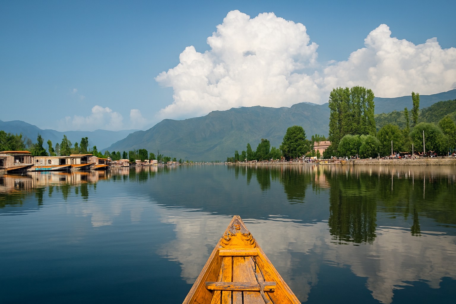 Mountain Vista Inn Exterior